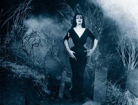 vampira_plan-9_from_outer-space